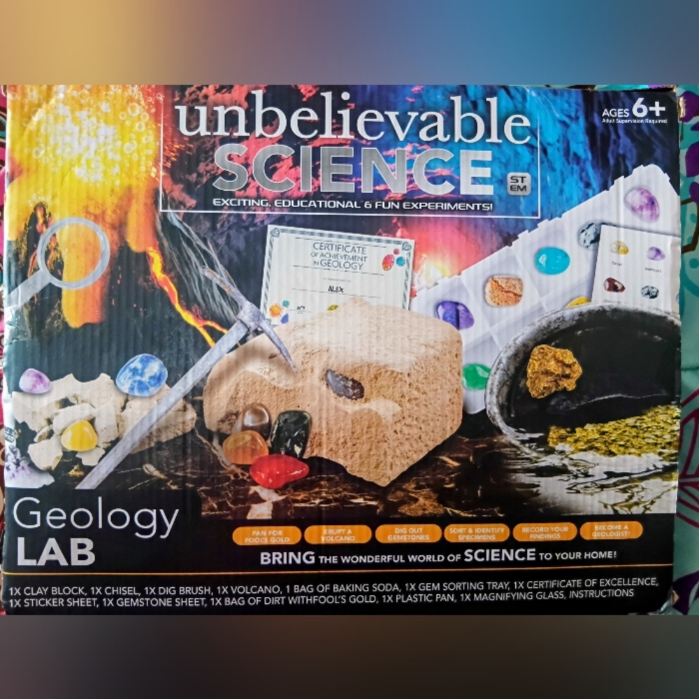 Geology Lab Kit - Multicolor